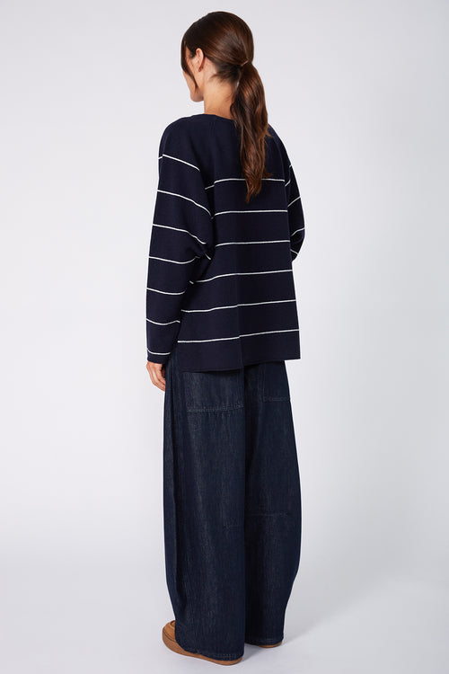 stand stripe sweater / navy | cream stripe