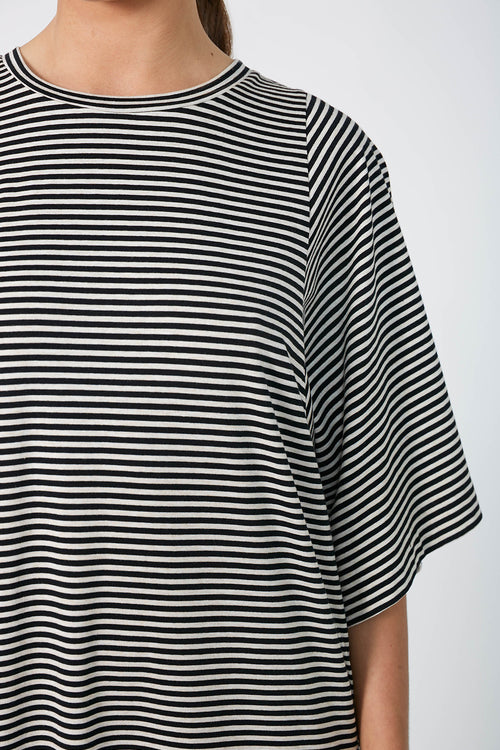 still maxi dress / black|natural stripe