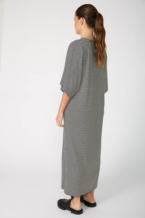 still maxi dress / black|natural stripe
