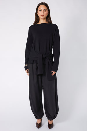 tie sweater / black