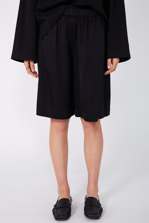 toast short / black