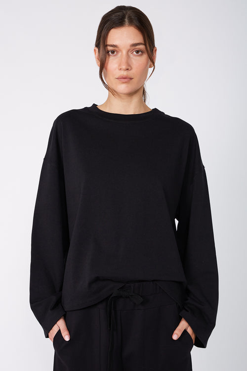 urban top / black