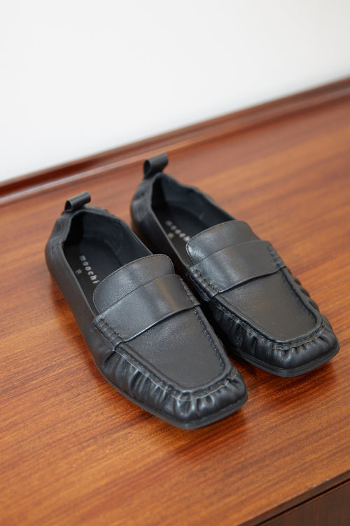 veered loafer / black