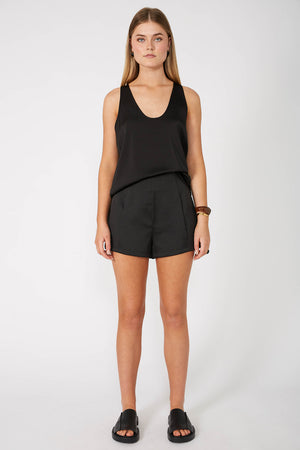 define short / black