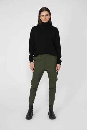 continual pant / artillery green