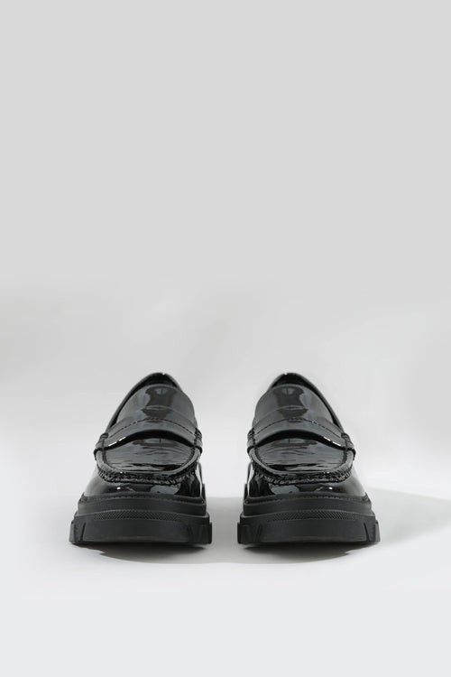 major loafer / black patent