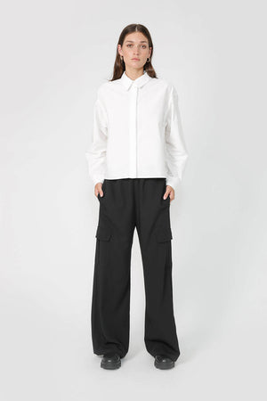 evade shirt / white
