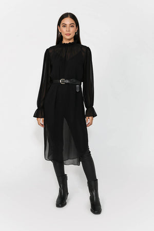astonishing tabard / black